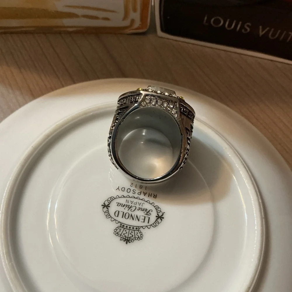Golden State warriors  Gold and Silver Statement Ring. Seth curry #30